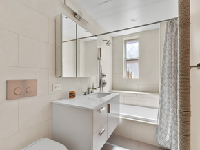 305 West 18th Street 4JK, New York NY 10011