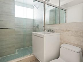 201 East 28th Street 16AB, New York NY 10016
