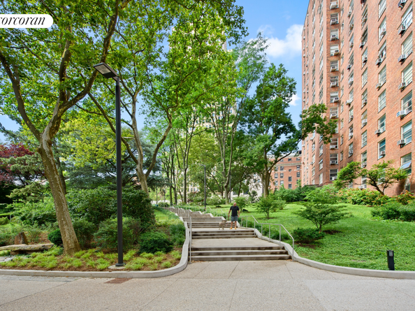 549 West 123rd Street 6B, New York NY 10027