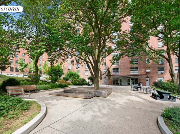 549 West 123rd Street 6B, New York NY 10027