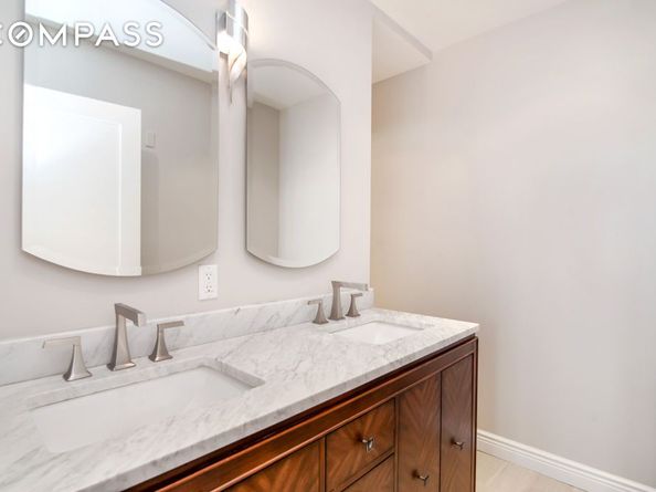 310 East 46th Street PHG, New York NY 10017