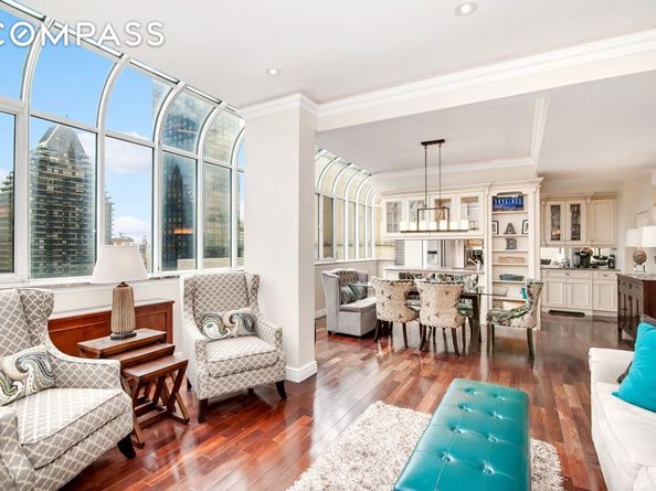 310 East 46th Street PHG, New York NY 10017