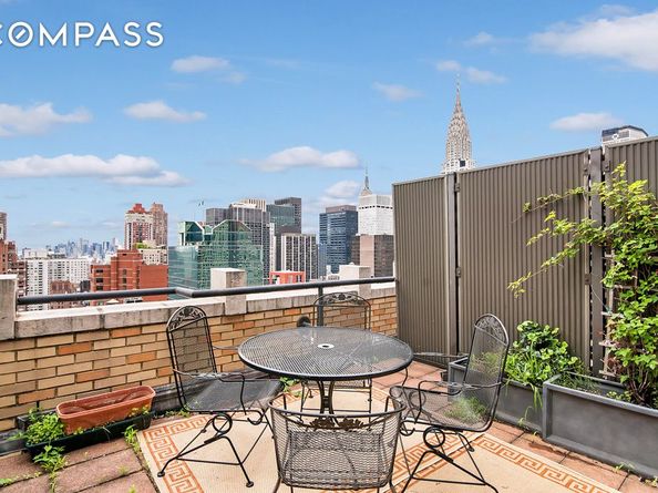 310 East 46th Street PHG, New York NY 10017