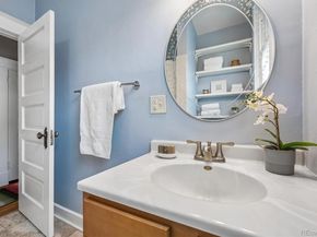 1060 Saint Paul Street, Denver CO 80206
