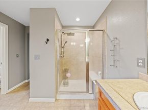 Undisclosed Address #8984978, Aurora CO 80015