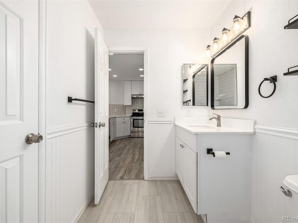 8500 E Jefferson Avenue 17C, Denver CO 80237