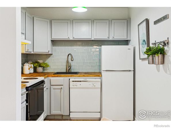 860 W Moorhead Circle 2K, Boulder CO 80305
