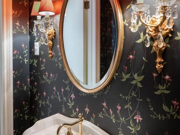 2215 E 7th Avenue Parkway, Denver CO 80206