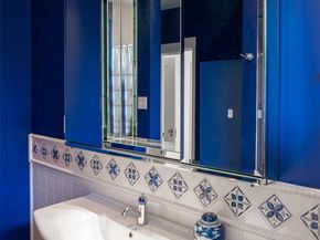 2215 E 7th Avenue Parkway, Denver CO 80206