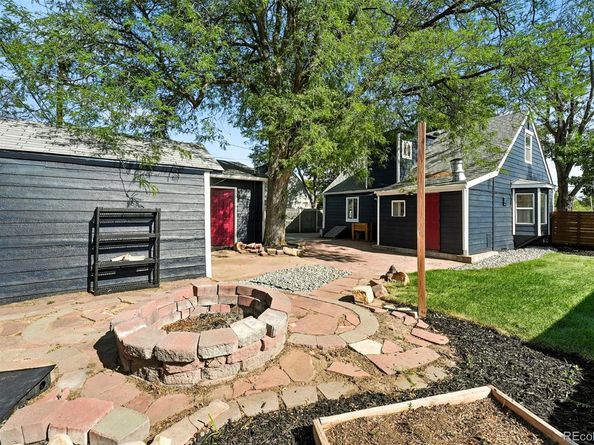 10595 E Lowry Place, Aurora CO 80010