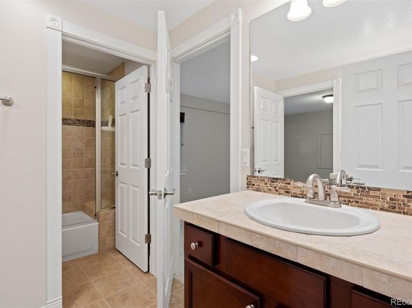 1000 Ulster Street, Denver CO 80230