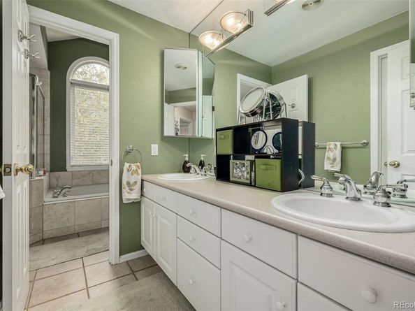 17633 E Temple Drive, Aurora CO 80015