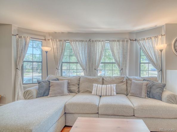 4805 S Pitkin Way, Aurora CO 80015