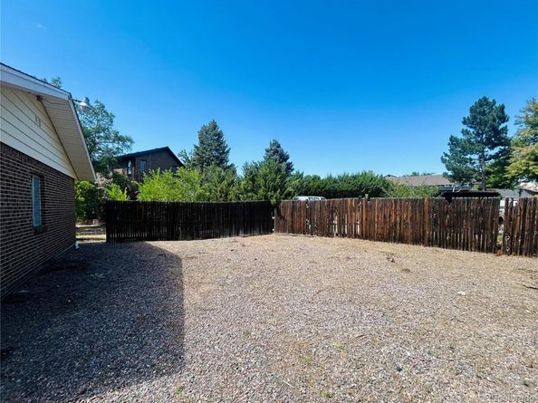 2281 Fairplay Street, Aurora CO 80011