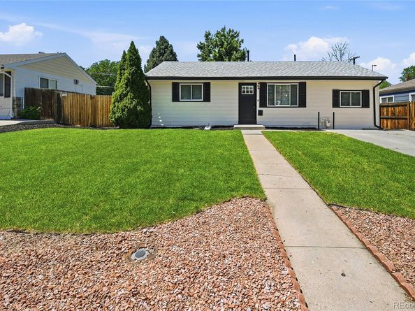2711 S Linley Court, Denver CO 80236
