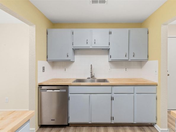 600 Manhattan Drive 10C, Boulder CO 80303