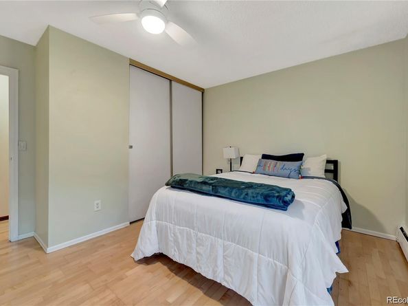 4110 Hale Parkway Parkway 3J, Denver CO 80220