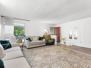 1490 S Salem Way, Aurora CO 80012