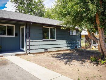 711 S Lipan Street