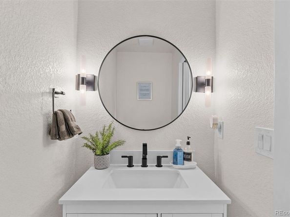 17519 E Kenyon Drive, Aurora CO 80013