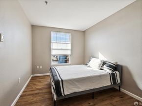 1121 40th Street 5405, Emeryville CA 94608