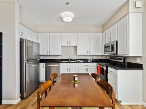 1121 40th Street 5405, Emeryville CA 94608