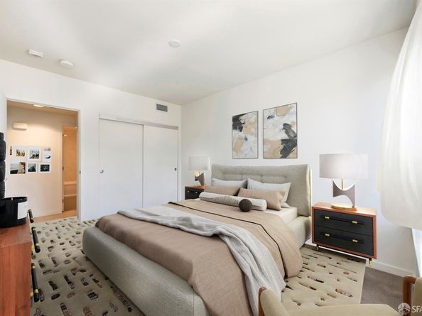 52 Innes Court 308, San Francisco CA 94124
