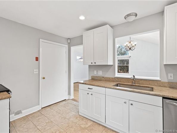 29 Saddle Road, Norwalk CT 06851