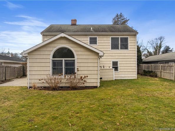 29 Saddle Road, Norwalk CT 06851
