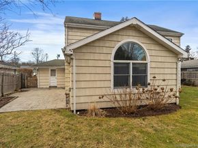 29 Saddle Road, Norwalk CT 06851