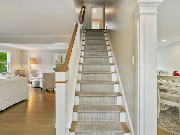 14 Dill Road, Fairfield CT 06824