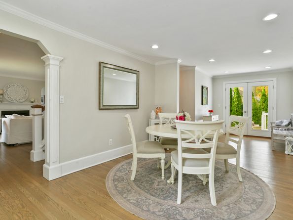 14 Dill Road, Fairfield CT 06824
