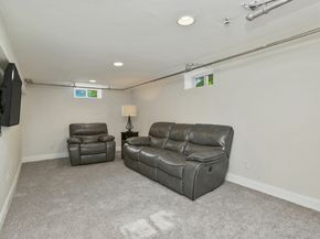 14 Dill Road, Fairfield CT 06824