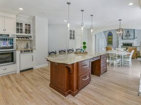 21 Schoolhouse Place, Ridgefield CT 06877