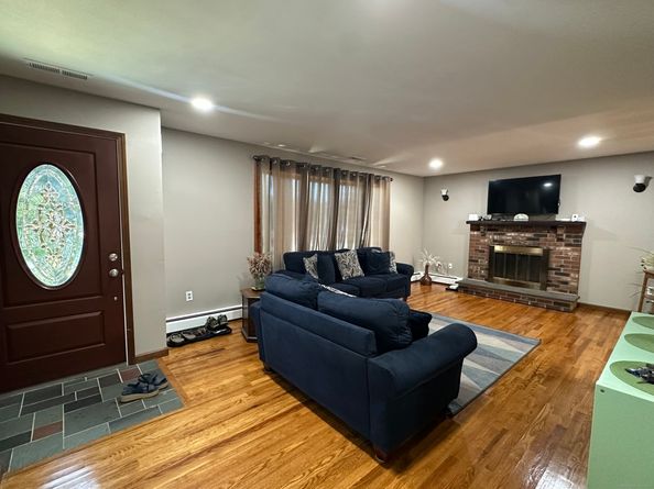 450 Emerald Place, Stratford CT 06614