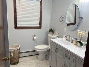 450 Emerald Place, Stratford CT 06614
