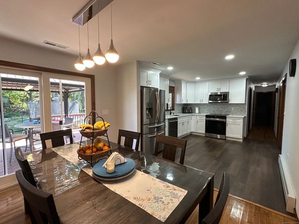 450 Emerald Place, Stratford CT 06614