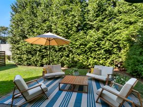 24 Warsaw Street, Fairfield CT 06825