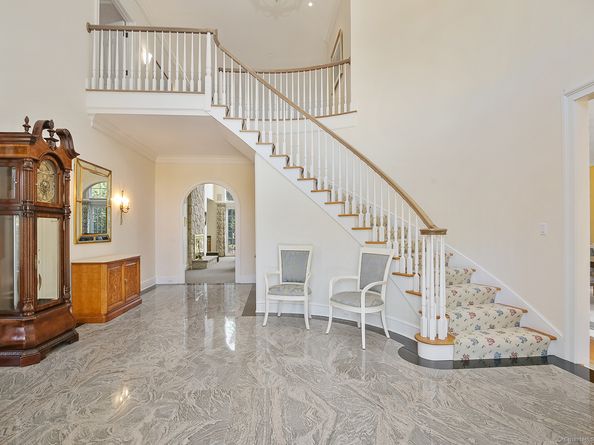 21 Queens Grant Drive, Fairfield CT 06824