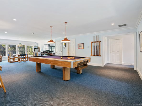 21 Queens Grant Drive, Fairfield CT 06824