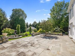21 Queens Grant Drive, Fairfield CT 06824