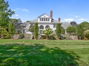 21 Queens Grant Drive, Fairfield CT 06824