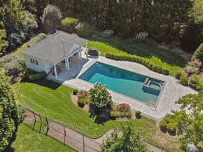 21 Queens Grant Drive, Fairfield CT 06824