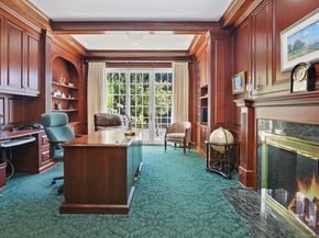 21 Queens Grant Drive, Fairfield CT 06824
