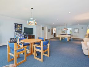 21 Queens Grant Drive, Fairfield CT 06824