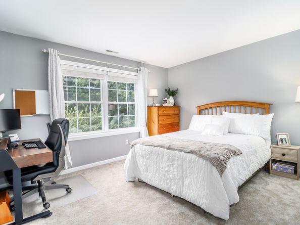3003 Heartwood Lane 3003, Danbury CT 06811