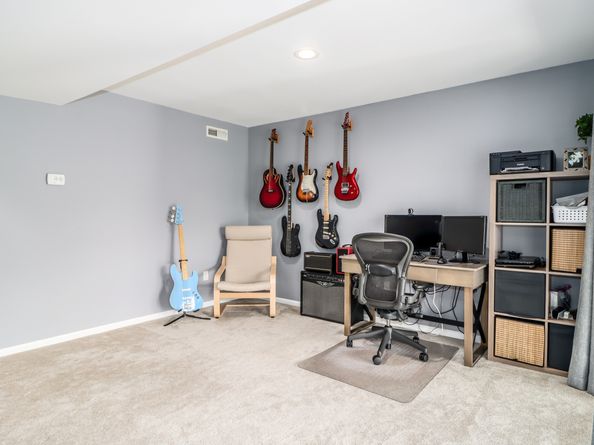 3003 Heartwood Lane 3003, Danbury CT 06811