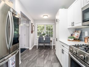 3003 Heartwood Lane 3003, Danbury CT 06811