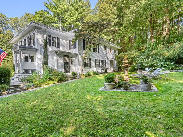 145 Lyons Plain Road, Weston CT 06883
