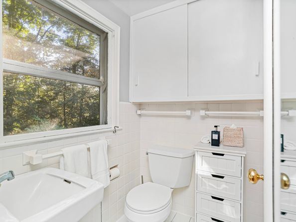 145 Lyons Plain Road, Weston CT 06883